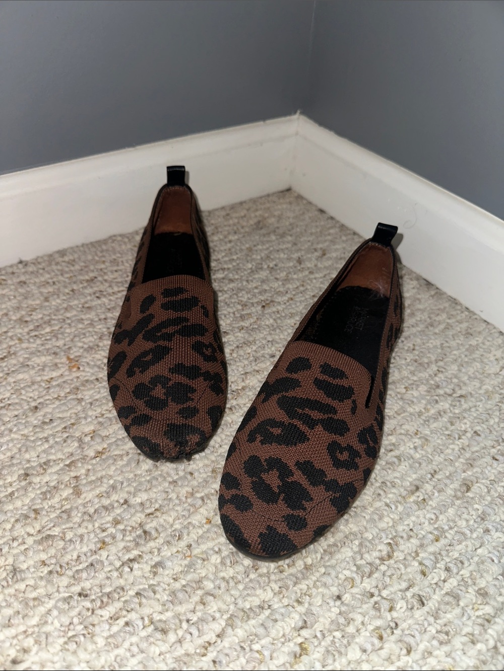 Market & Spruce Brown and Black Leopard Knit Slip-On Flats